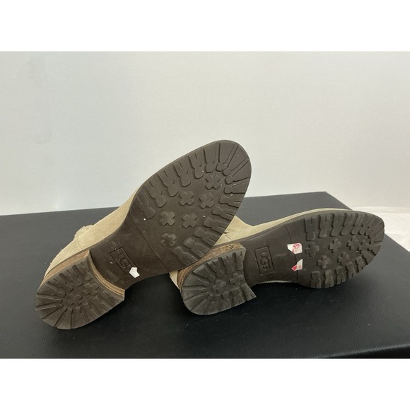 UGG-Hillhurst II Sage Green Chelsea Pull On Suede Ankle Boot Women Sz: 6 US - Picture 4 of 5